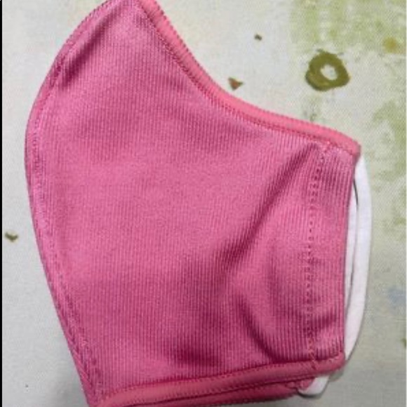 Qty 2 Norwex Face Mask Pink and  Camo Gray. Include Qty 2  Wristlet Bag. - Picture 3 of 9